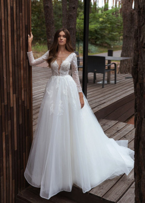 Long Sleeve Ivory Lace Tulle Beaded Wedding Dress